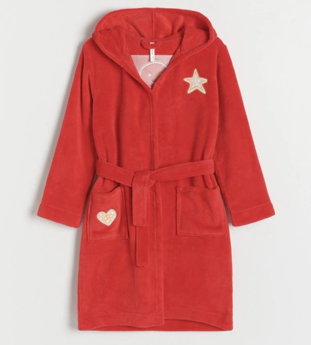 Reserved 146/152 puszysty szlafrok dziecięcy czerwony z kapturem