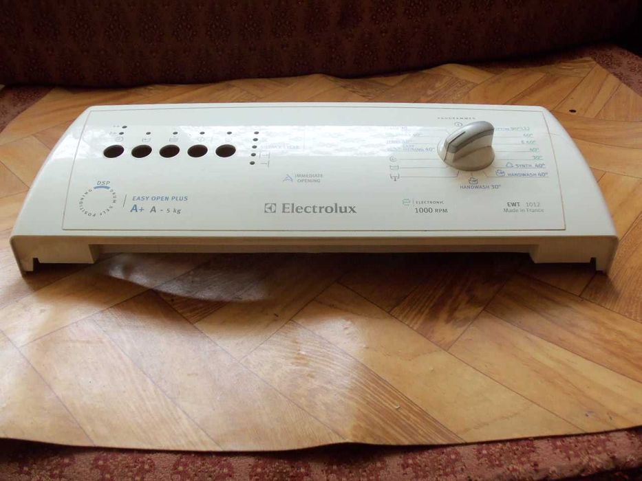 Obudowa programatora (panel przedni) z pralki Electrolux EWT 1012