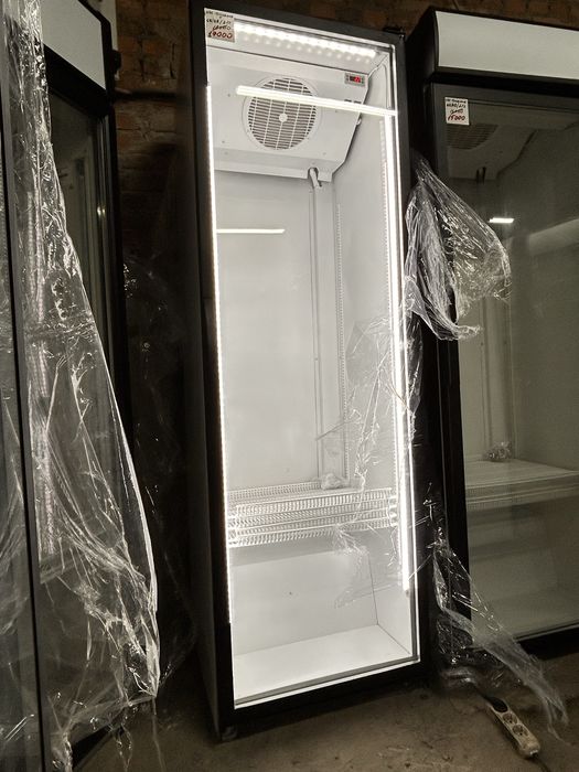 UBC Dynamik plus Klimassan Витрина для напитков десертов