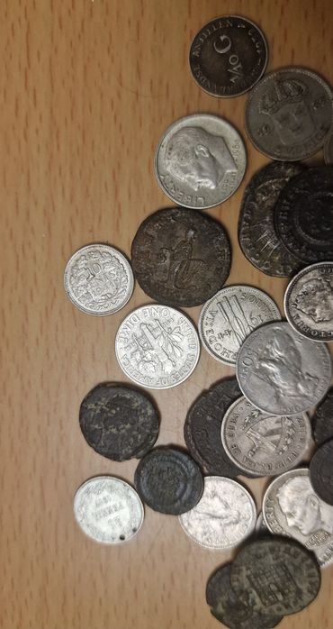 Lote de moedas: prata, romanas e gregas