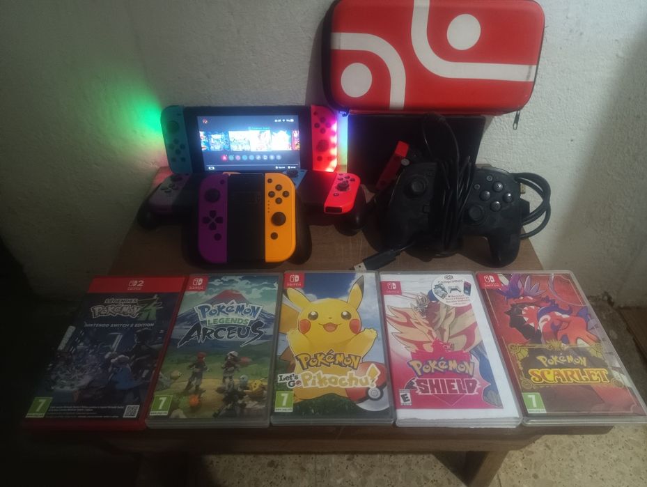 Nintendo switch V2 com muitos acessórios e jogos