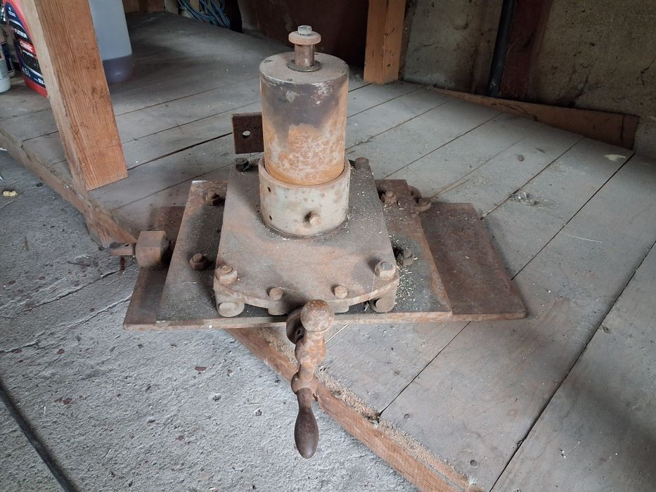 Stary używany SUPORT imak sanki do tokarki