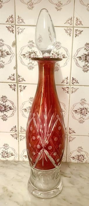 Garrafa bicolor em cristal lapidada