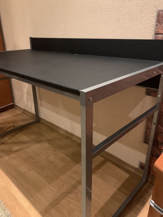 Стол компьютерный письменный полка Лофт черный