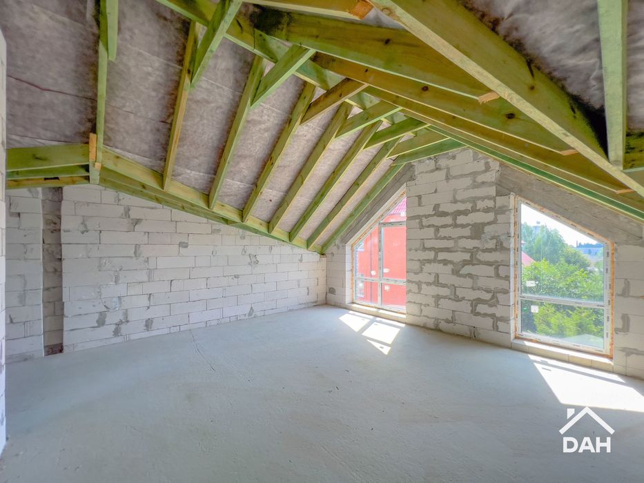 Окремий заїзд! Якісний таунхаус 140 м², асфальтована, затишна вулиця