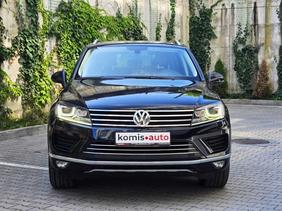Продам  Volkswagen Touareg 2016. Можна в розстрочку, під викуп.