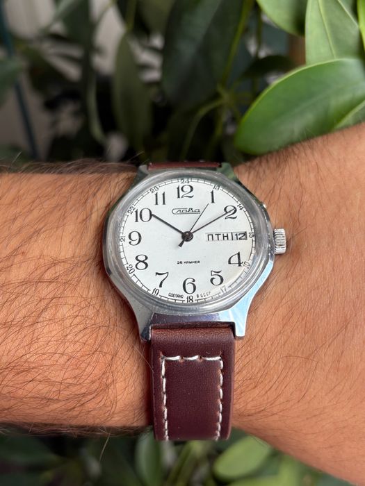 Slava Day-Date 26 Kamieni Biała Tarcza USSR Vintage