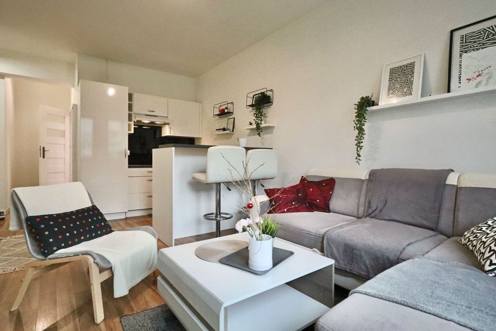 PL/UA/EN| 2 Pokoje | Przestronna sypialnia | Zabłocie Garden Residence - Widok 3