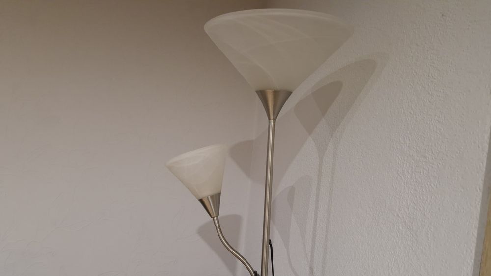 Lampa stojąca z Obi