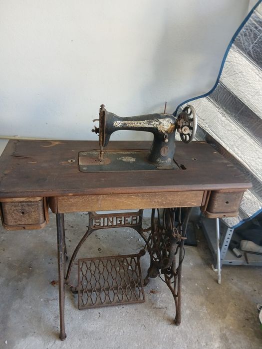 Maquina de costura antiga Singer para restaurar