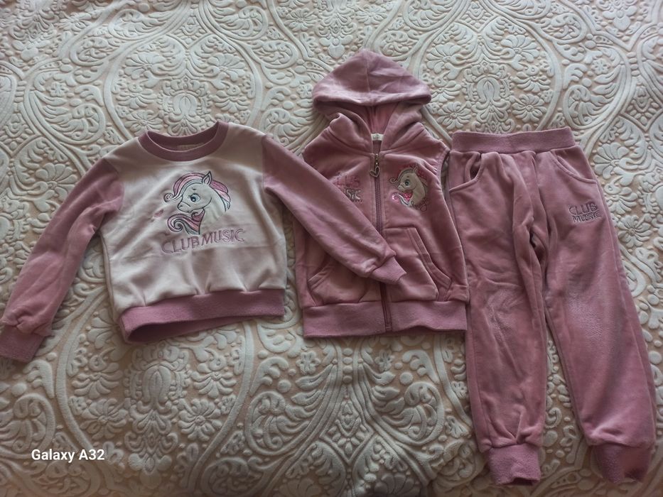 Спортивний костюм