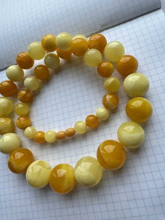 Bardzo ładne korale z naturalnego bursztynu, miodowo-cytrynowy