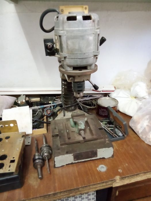 Сверлильный станок по металлу