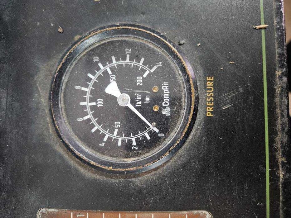 Sprężarka śrubowa, kompresor 7,3kW