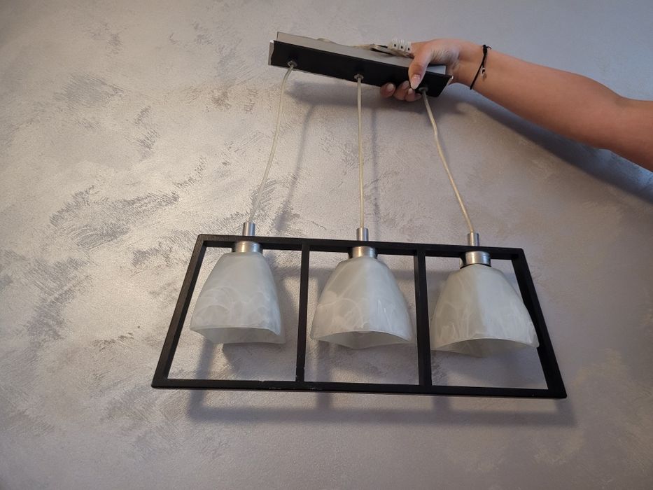 Lampa z 3 żarówkami