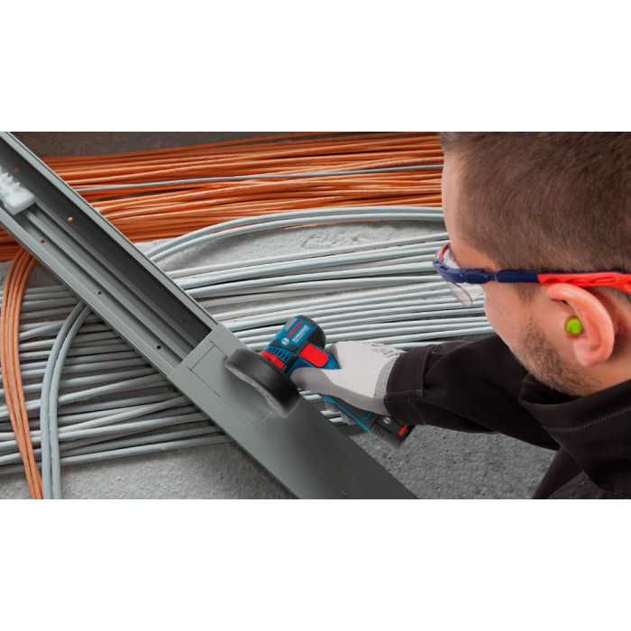 Болгарка акумуляторна Bosch Professional GWS 12V-76 в L-Boxx 102