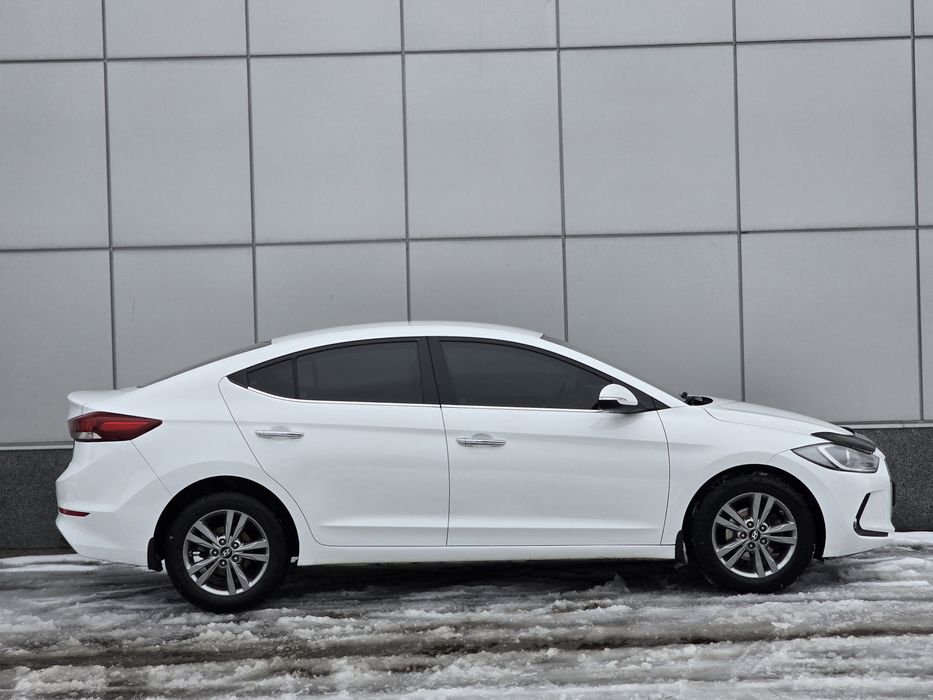 Продам свою Hyundai Elantra 1.6л -  2016г ( ОФИЦИАЛ,  ПЕРВЫЙ ХОЗЯИН  )