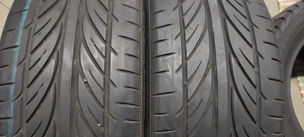 Pneus 205/40/17 hankook semi novos