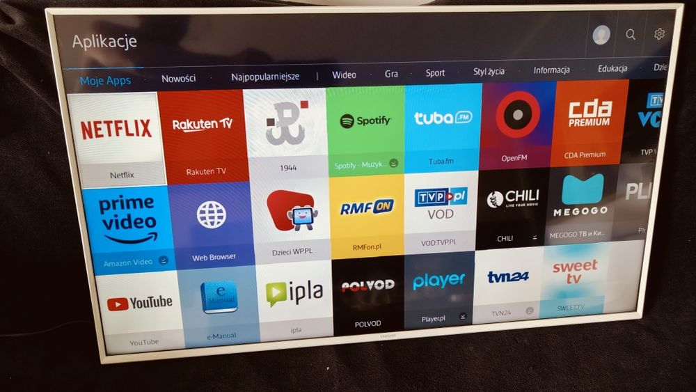 40 cali Samsung smart tv z Wi-Fi, YouTube, Netflix stan bdb