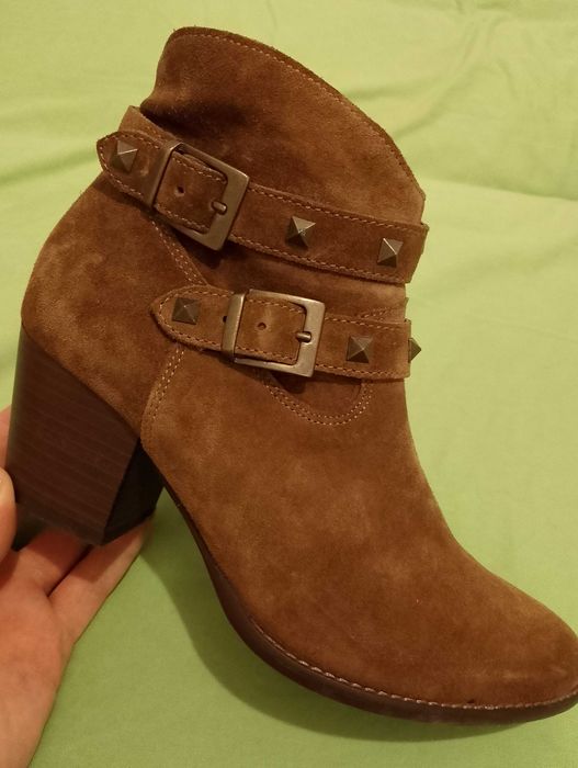 Lasocki. Kowbojki damskie.