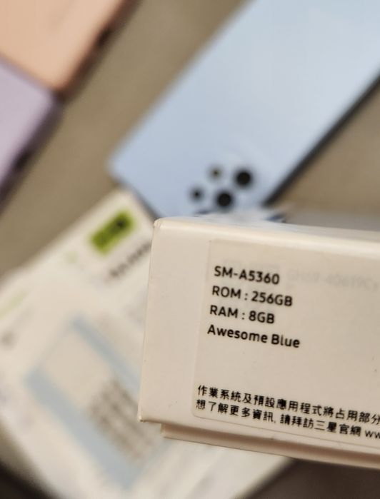 Смартфон Samsung Galaxy A53 Duos 8/256Gb
SM-A5360 + 4е чехла