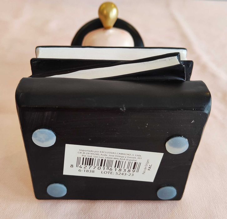 Encostos Suportes Livros Bonecas