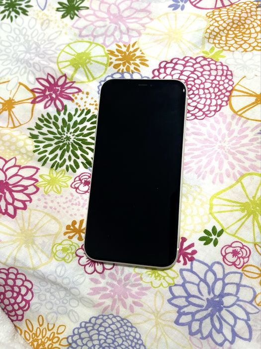 Iphone 11 Branco ; 64GB