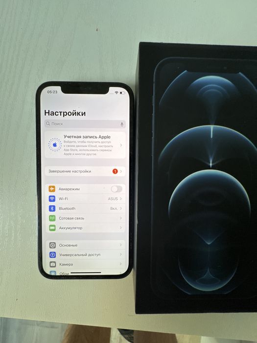 Айфон 12 про  продам