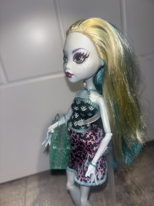 Monster high lalka doll lagoona blue fashion pack