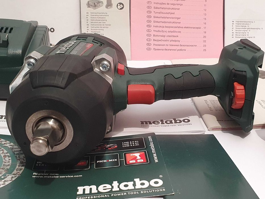 Zestaw Klucz udarowy METABO SSW 18 LTX-1450 BL + AKU 18v 6,2Ah + lad