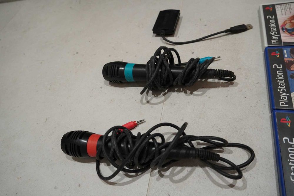 3 Jogos Singstar + 2 Microfones PS2/PS3
