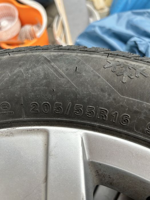 Sprzedam kola do volkswagena