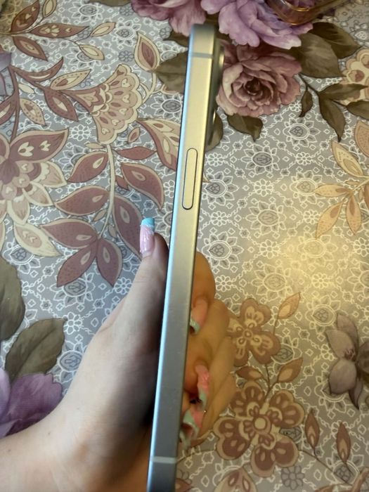 Okazja!! Iphone 15 128gb gratis case