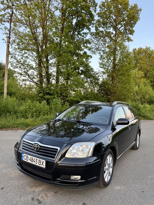 Toyota Avensis Універсал 2003р 1.8л газ/бензин в ідеальному стані.