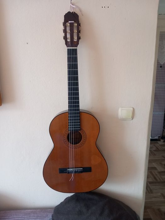 GITARA akustyczna