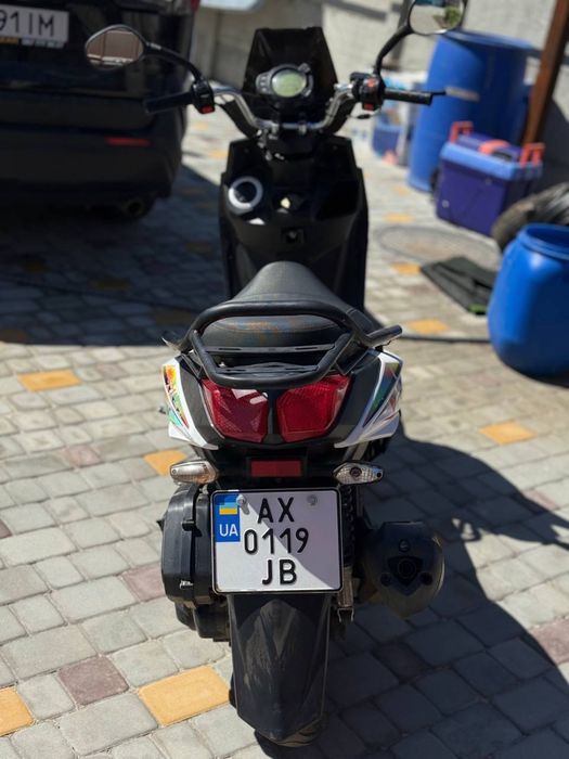 Скутер 150кубов Spark