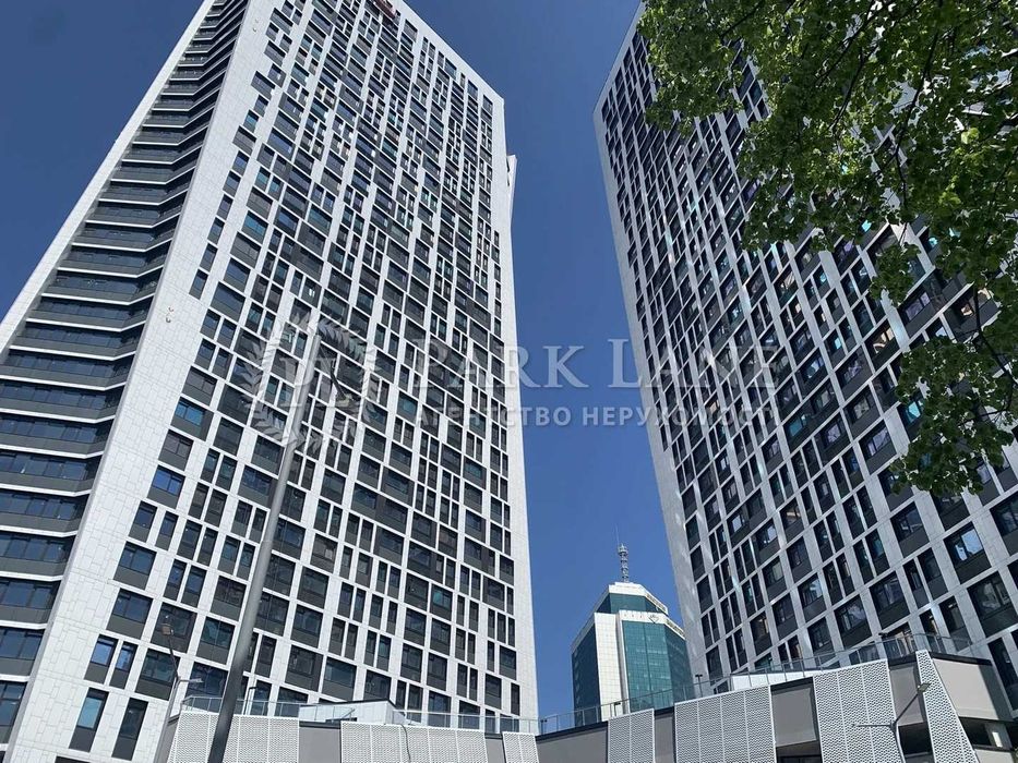 Продаж 2-кімнатної квартири з дизайнерським ремонтом у ЖК  "Manhattan"