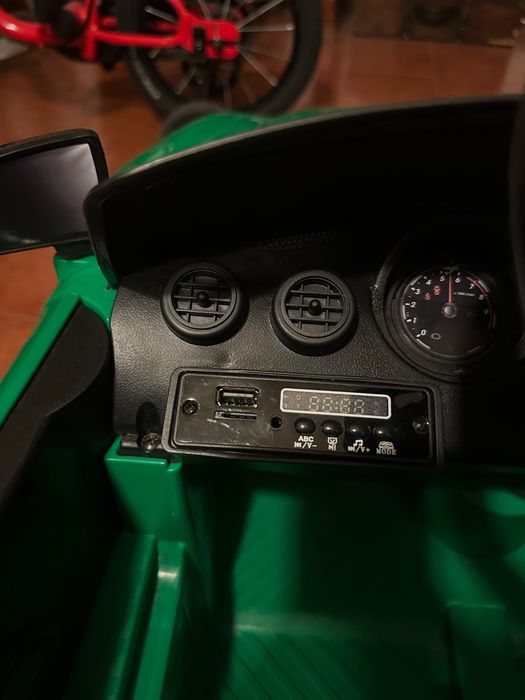 Carro elétrico para criança