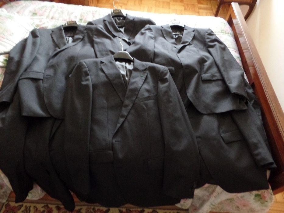 4 Casacos (Blazer) Tamanho 54 (5555)