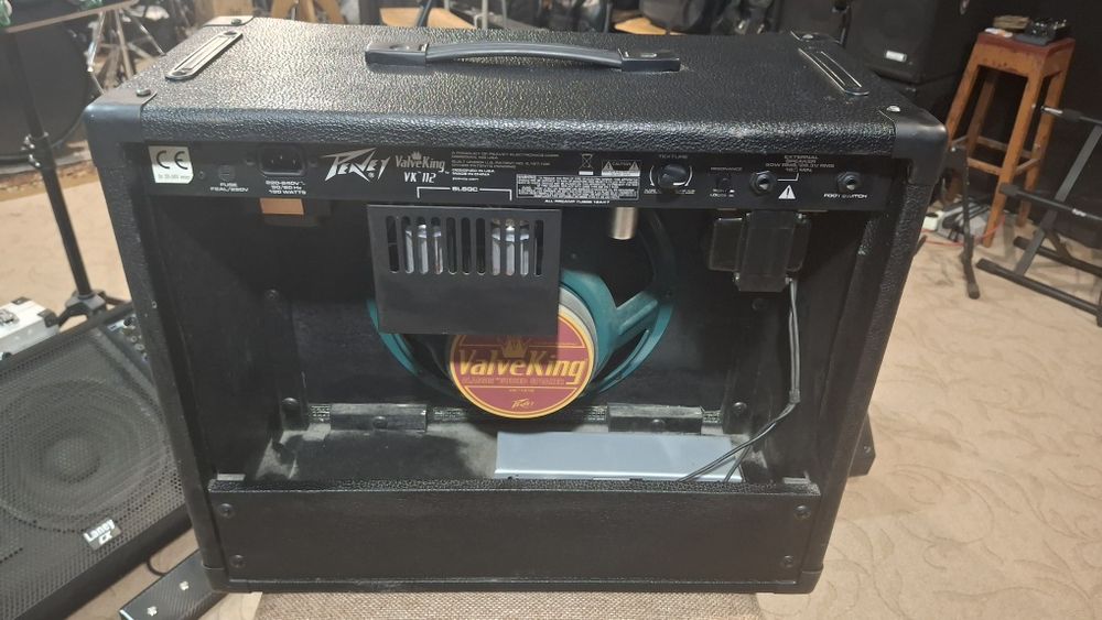 Ламповий гітарний комбопідсилювач Peavey ValveKing VK 112 (50 Вт)