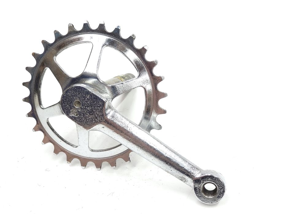 Korba prawa 28 zębów ZZR Romet Bobo Żabka dziecięce rowery PRL