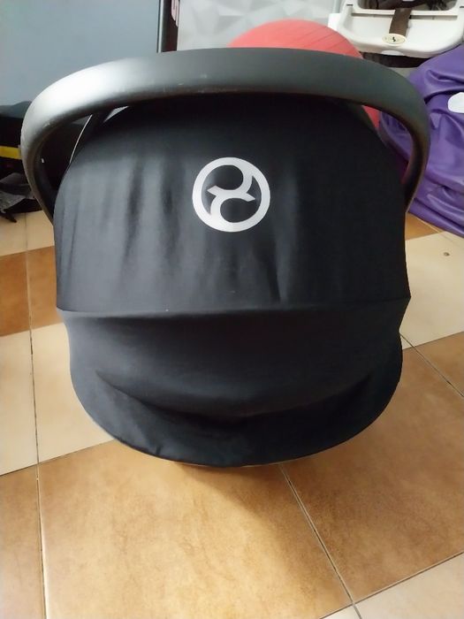 Fotelik cybex z bazą do 13 kg