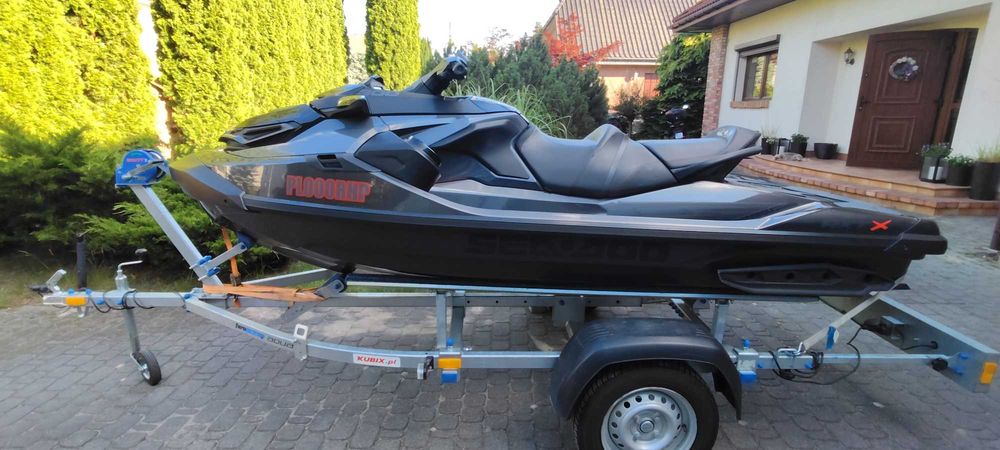 Sea Doo RXT-X 300