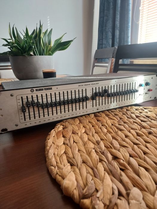 Klark teknik dn332 Equalizer