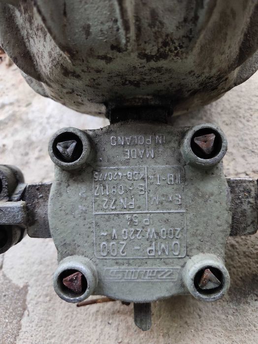 Lampa przemysłowa PRL ZAOS OMP 200