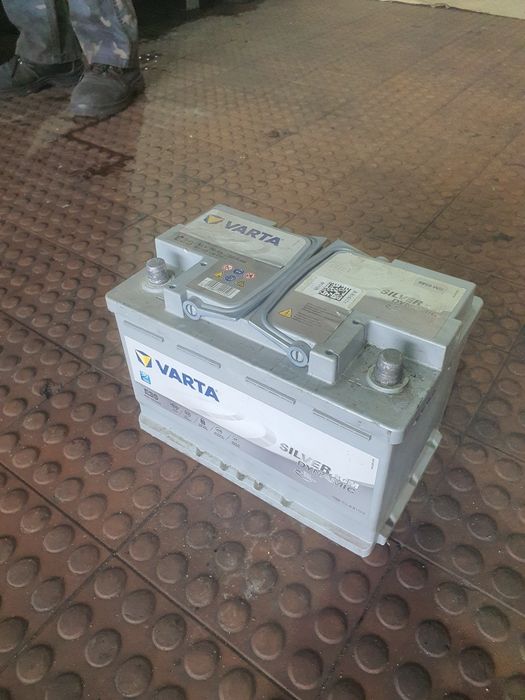 Bateria da marca  varta 70 amperes
