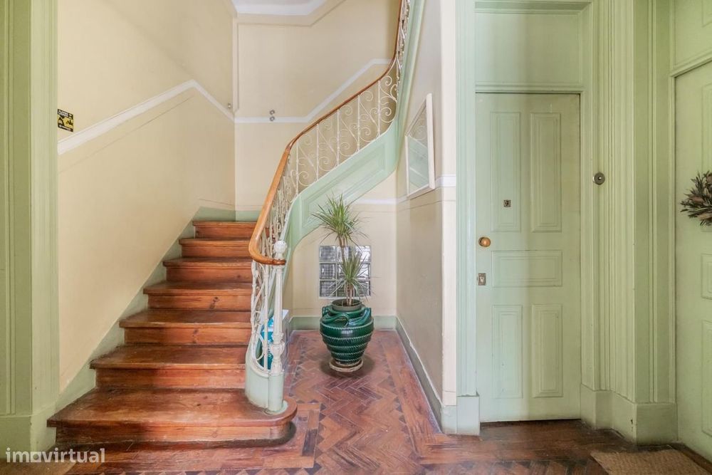 Apartamento T2 + 1 com vista, Estrela, Lisboa