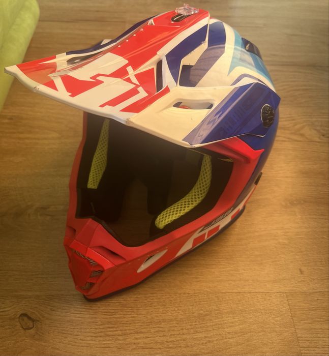 Kask na crossa rozmiar M