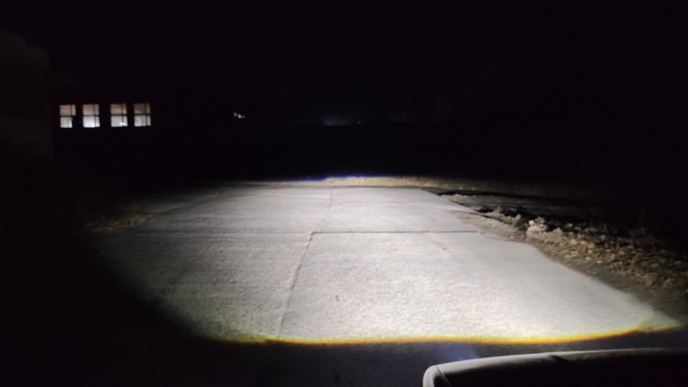 Би лед линзи 2.5дюйма 45-55Ват. 6000к h4-h7 hella 3R