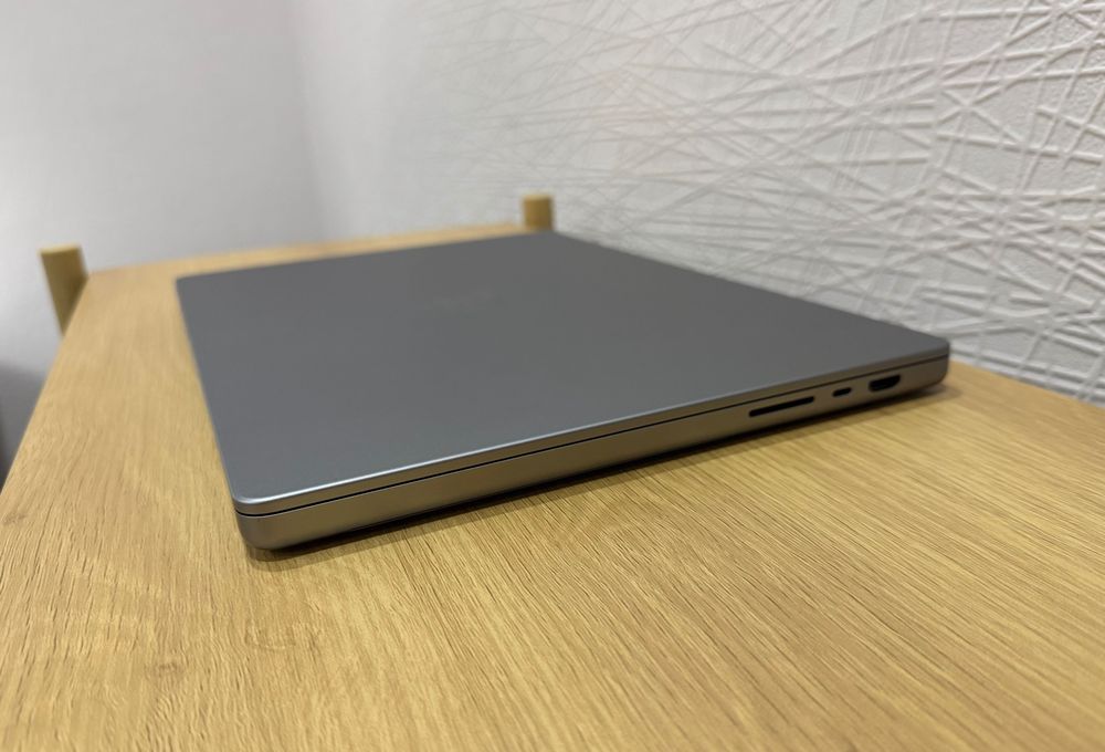 MacBook PRO 16 M1 Max 10 CPU/ 24 GPU/ 64 RAM/ 512 GB SpaceGray